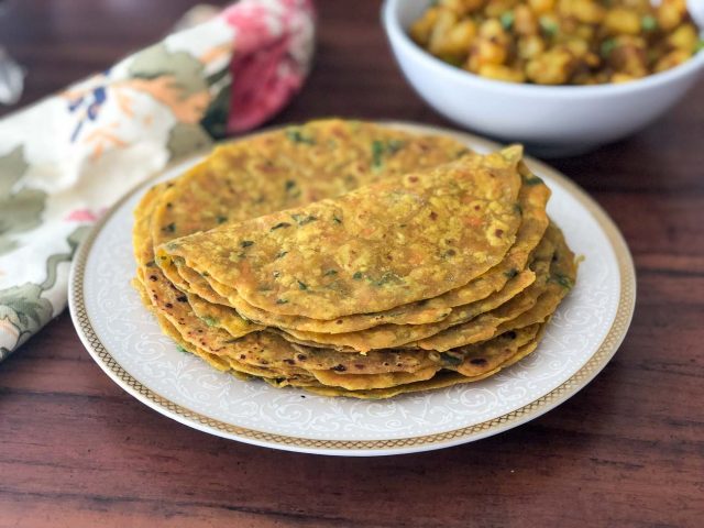 methi thepla kid-friendly breakfast ideas
