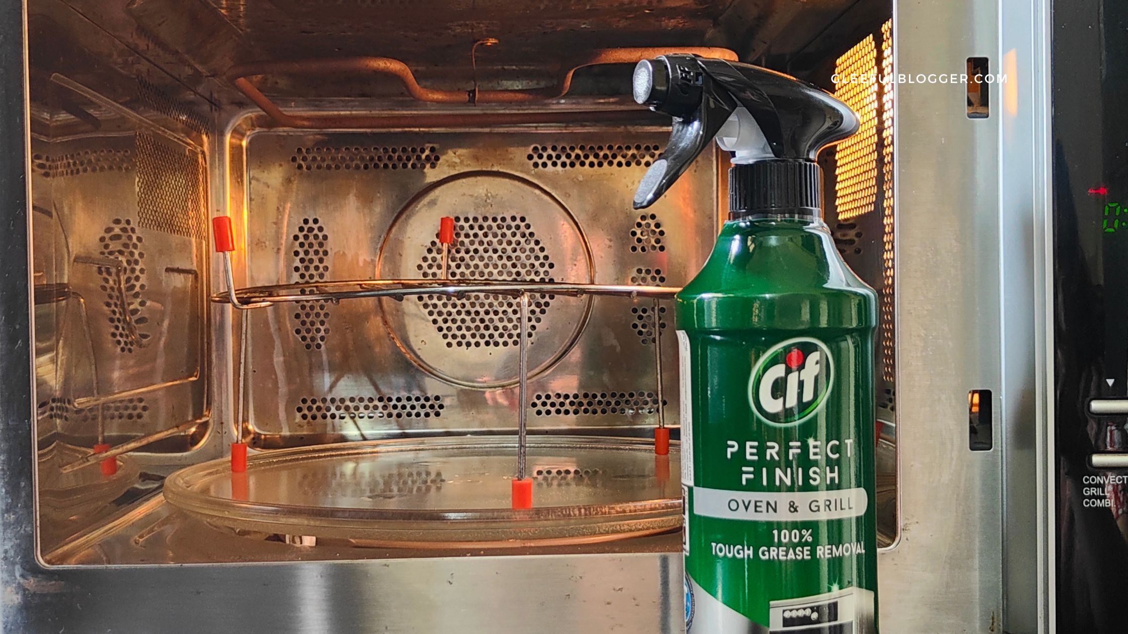 remove stains and grease from your microwave